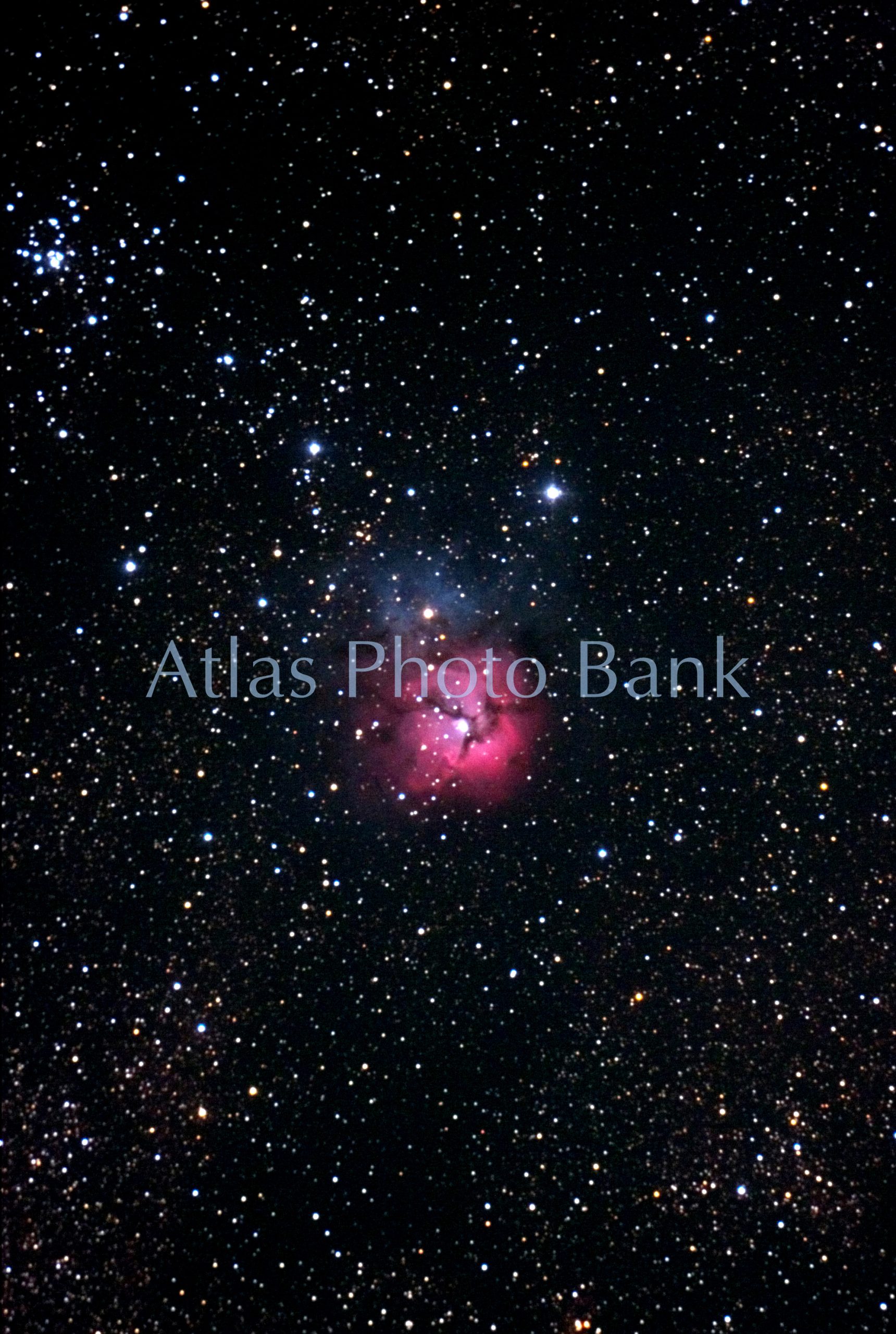 DSP-032-M20三裂星雲