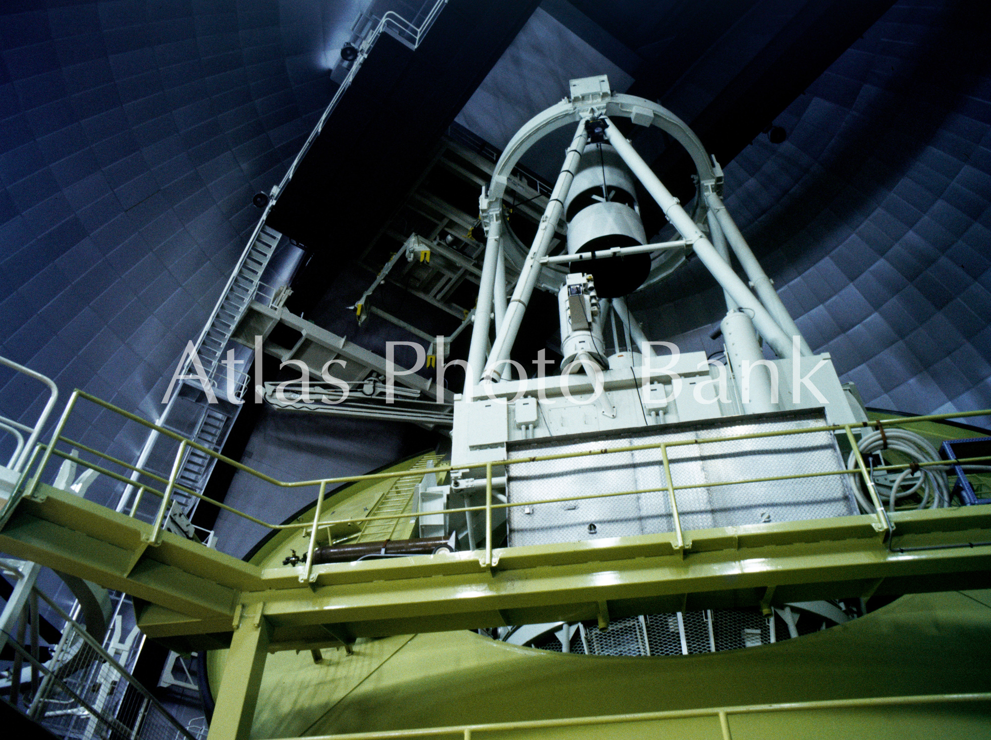 LSP2-368-4mアングロ･オーストラリアン望遠鏡