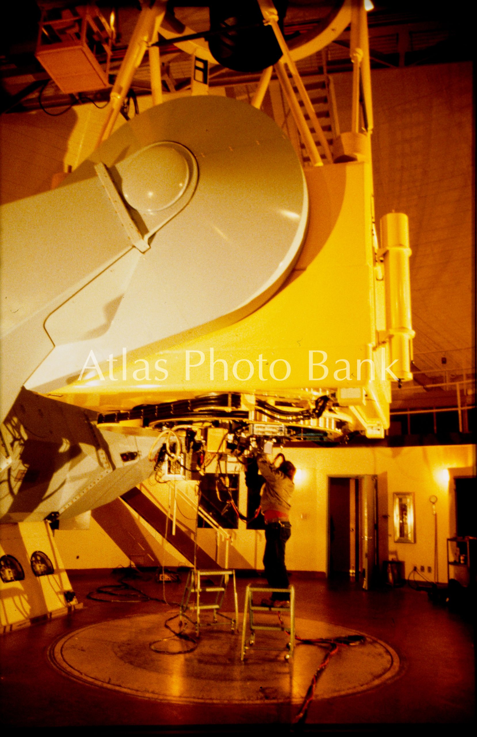 LSP2-643-ラスカンパナス天文台･口径2.5mデュポン望遠鏡