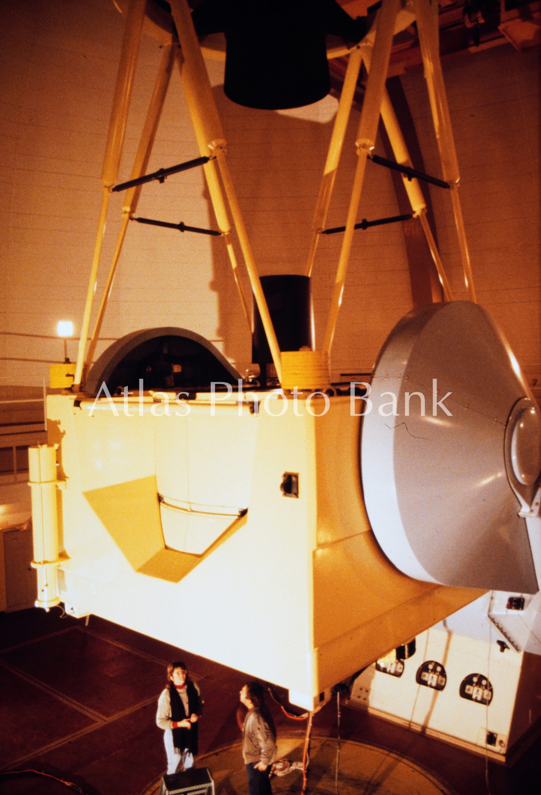LSP2-644-ラスカンパナス天文台･口径2.5mデュポン望遠鏡