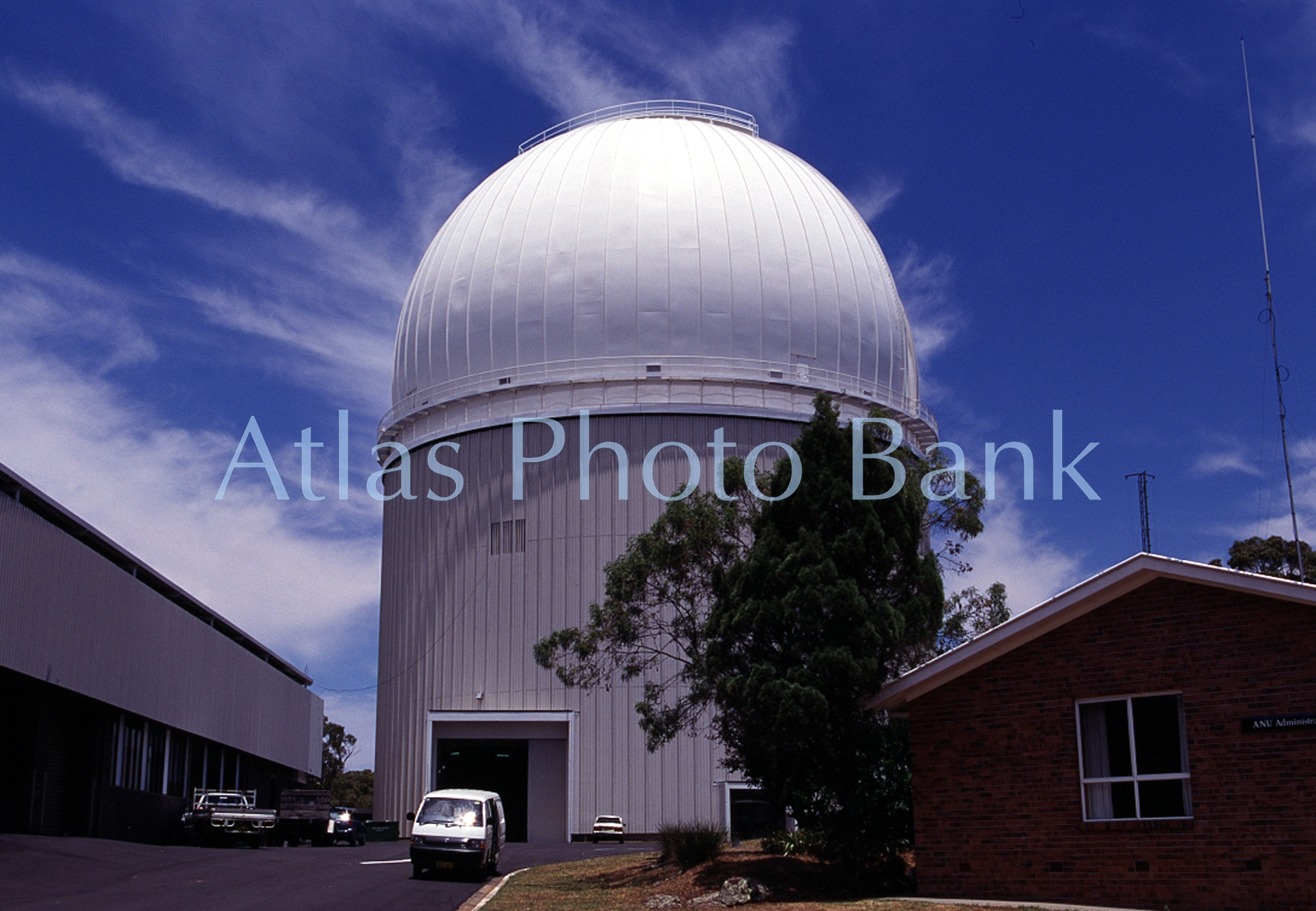OTP-059-3.9mアングロ･オーストラリアン望遠鏡ドーム-サイディング大ドーム