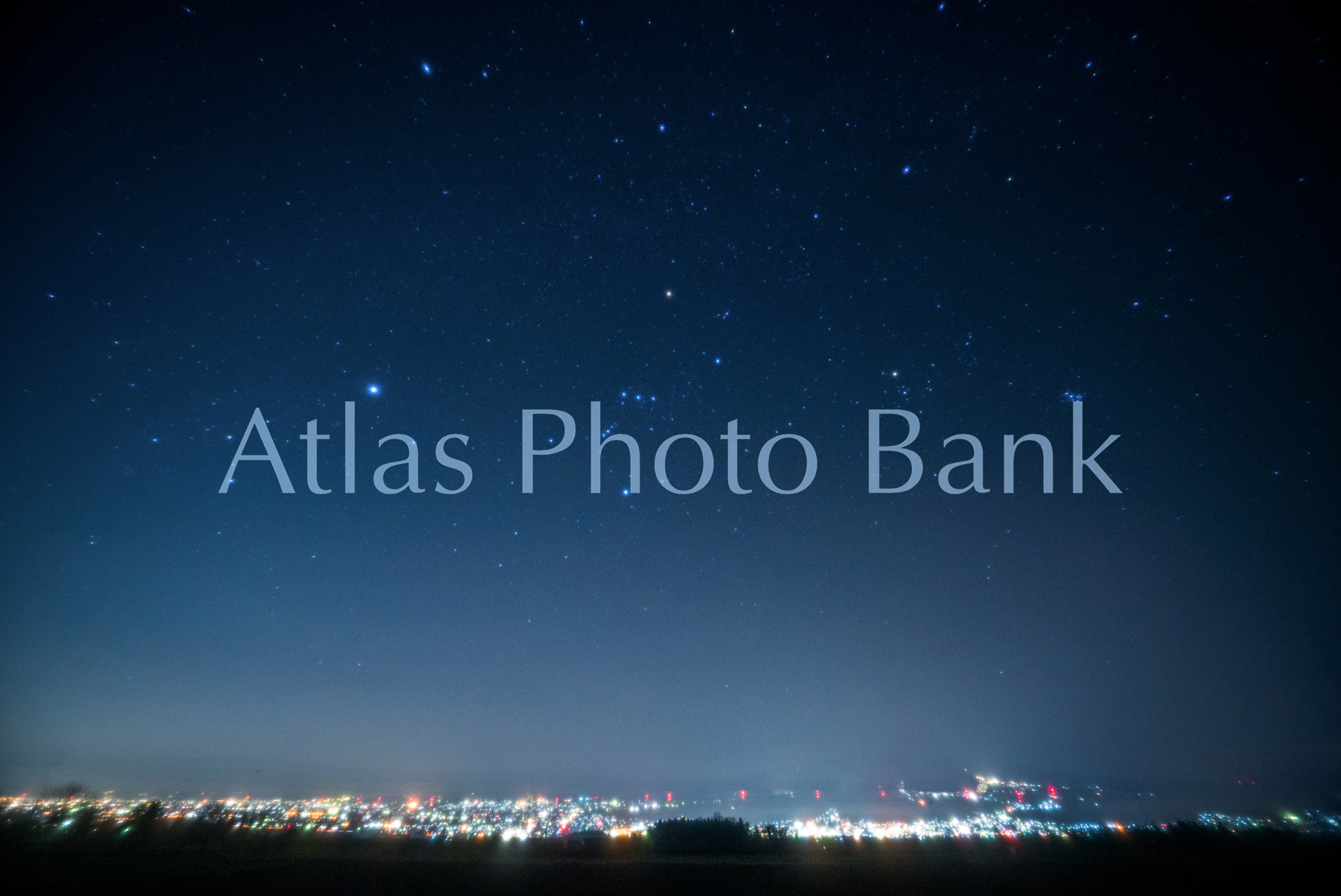 SSP-330-煌めく夜景と冬の星空